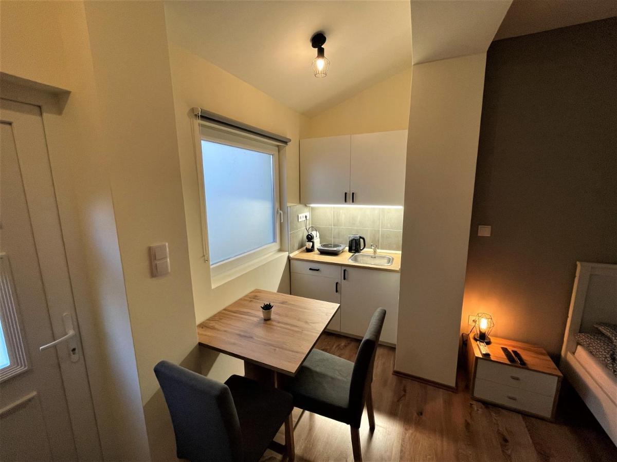 Hanna Apartman เดเบรตเซน ภายนอก รูปภาพ